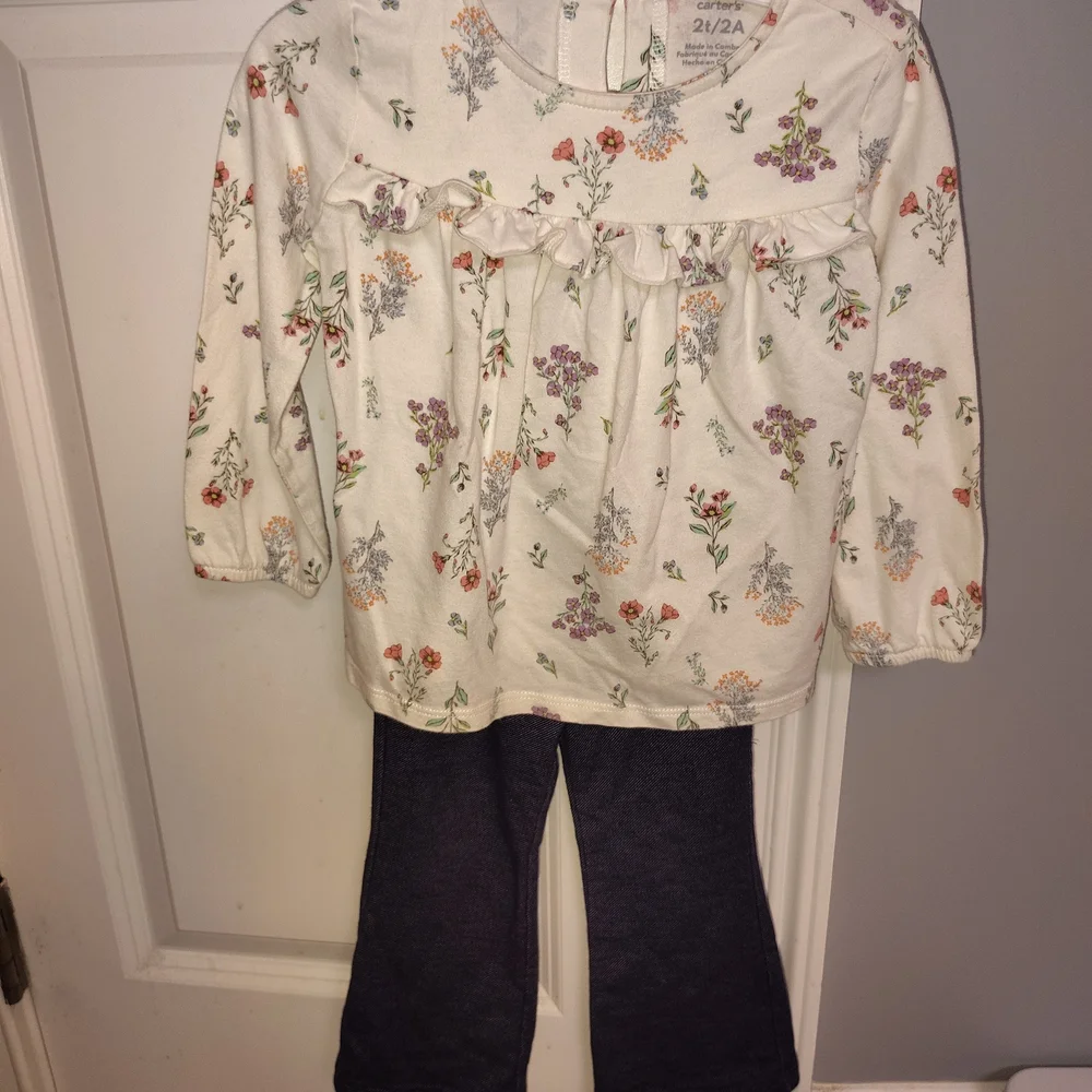 Carter's Floral Top‎ and Purple Pants Set 2t Girls Spring